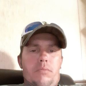 Meet your Posher, Ernest